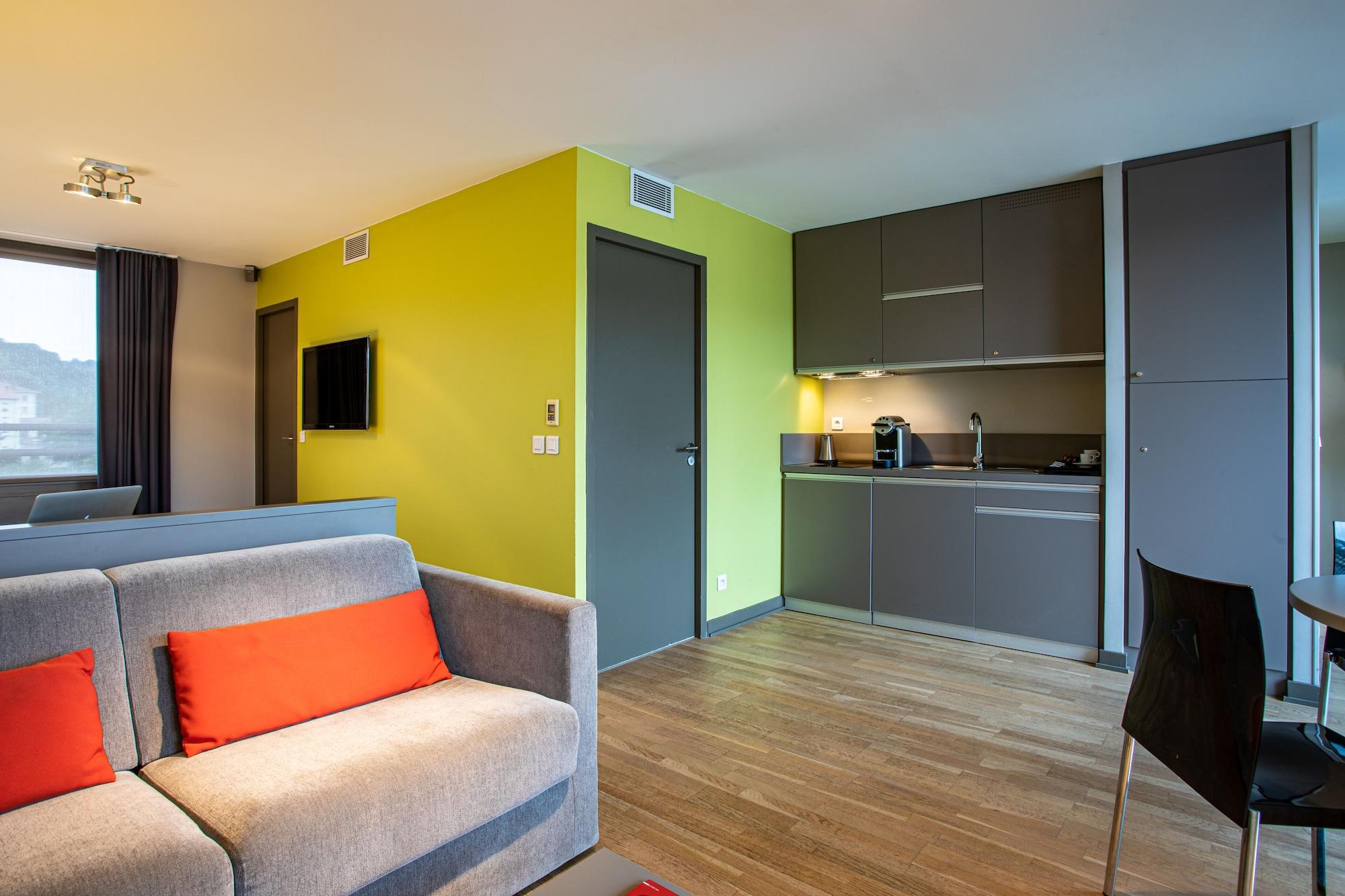 Adonis Lyon Dock Ouest Aparthotel Buitenkant foto