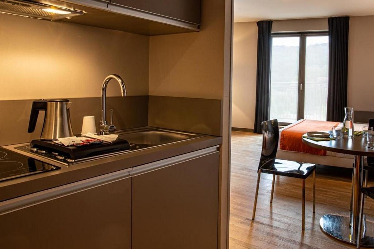 Adonis Lyon Dock Ouest Aparthotel Buitenkant foto