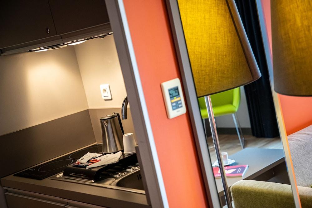 Adonis Lyon Dock Ouest Aparthotel Buitenkant foto
